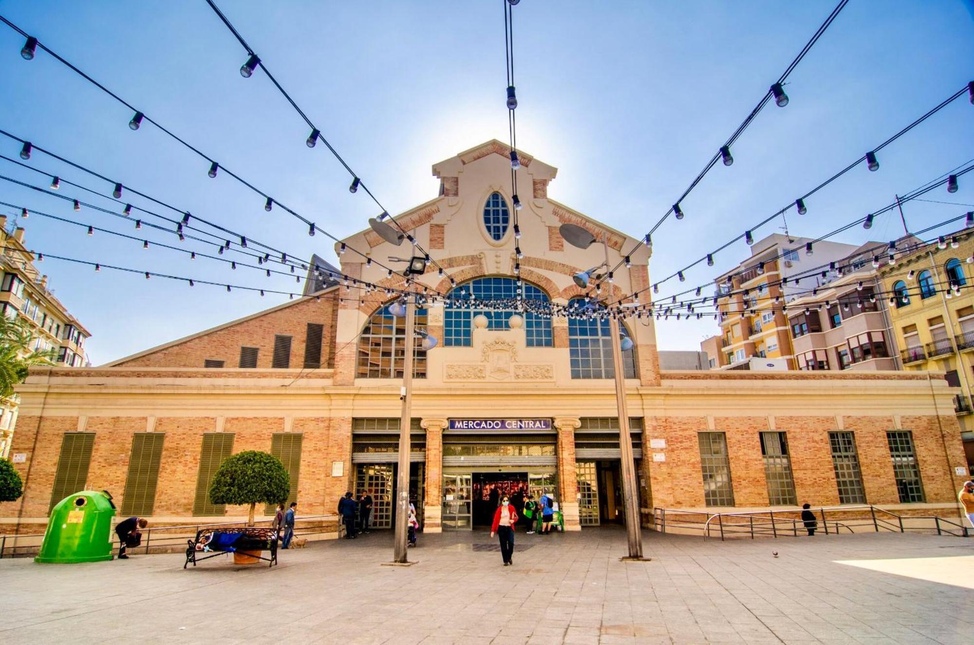 Gran Atico Con Terraza En El Centro De Alicante Ngoại thất bức ảnh