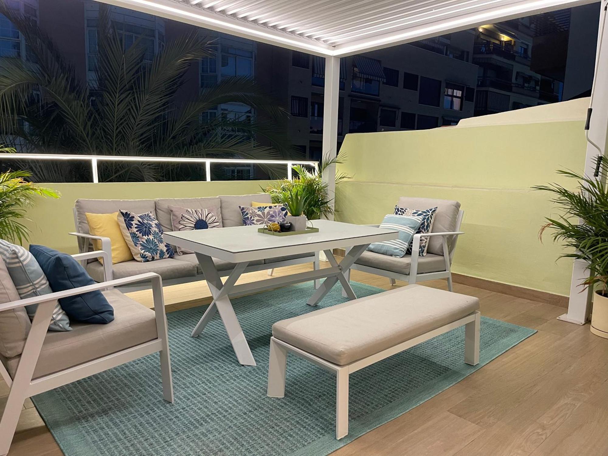 Gran Atico Con Terraza En El Centro De Alicante Ngoại thất bức ảnh